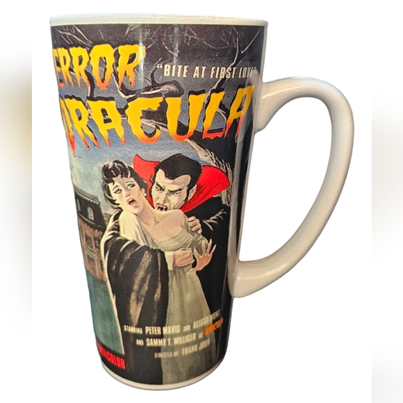 Mulberry The Terror Of Dracula "Bite At First Love" Cermaic Mug - Picture 1 of 6